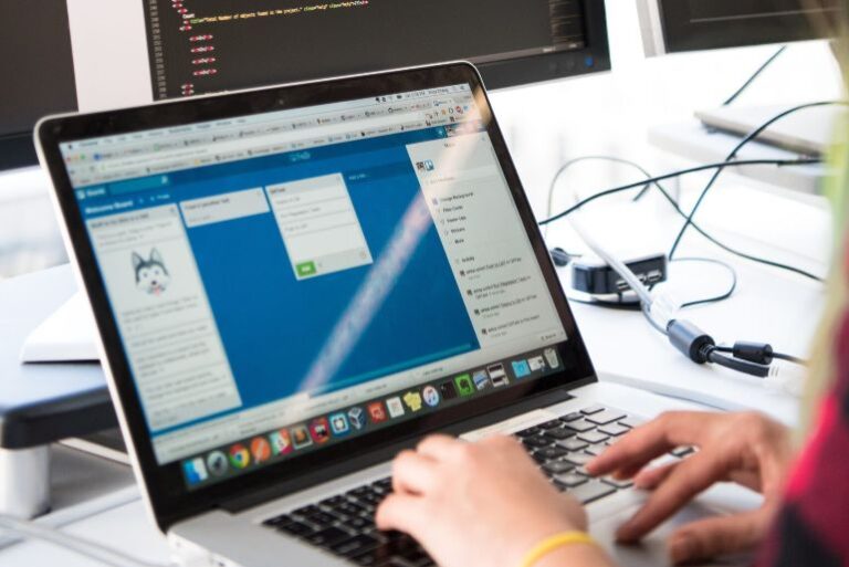 pexels-christina-morillo-1181673-scaled-1 (1)